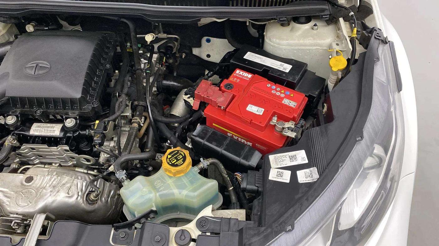 2021 Tata NEXON XM SUNROOF PETROL, Petrol, Manual, 16,355 km, Engine View - Left