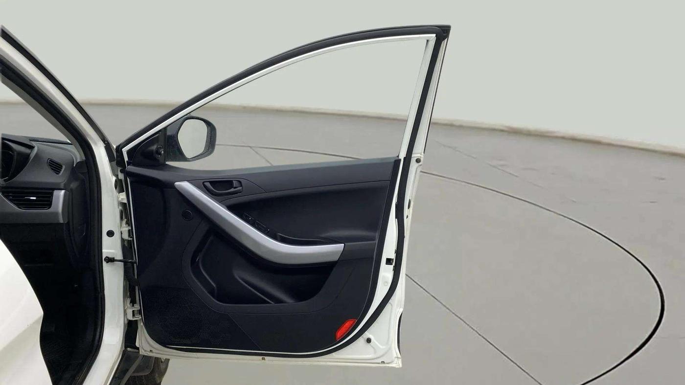 2021 Tata NEXON XM SUNROOF PETROL, Petrol, Manual, 16,355 km, RHS Front Door