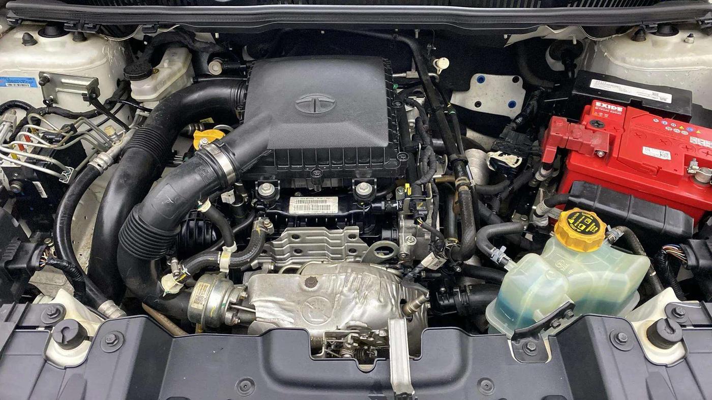 2021 Tata NEXON XM SUNROOF PETROL, Petrol, Manual, 16,355 km, Engine View