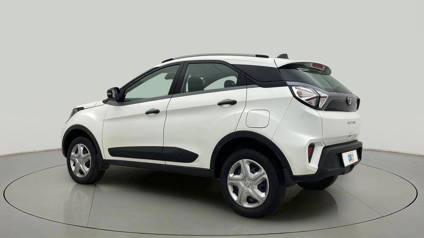 2021 Tata NEXON XM SUNROOF PETROL, Petrol, Manual, 16,355 km, Left Back Diagonal