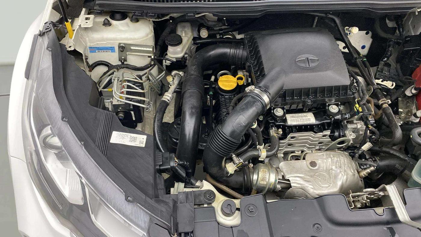 2021 Tata NEXON XM SUNROOF PETROL, Petrol, Manual, 16,355 km, Engine View - Right