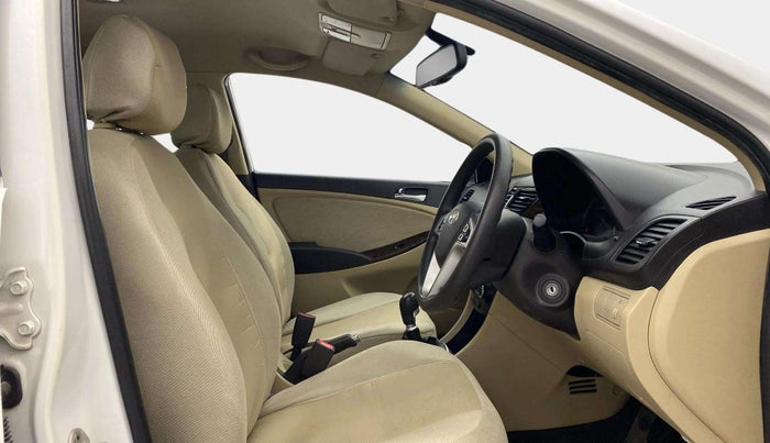 2014 Hyundai Verna FLUIDIC 1.4 VTVT CX, Petrol, Manual, 58,703 km, Right Side Front Door Cabin