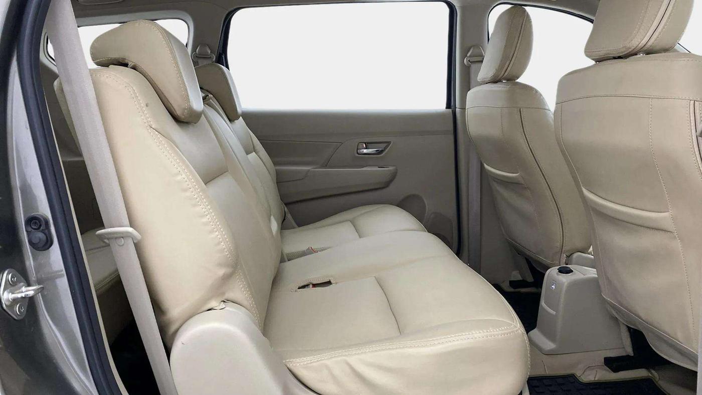 2021 Maruti Ertiga VXI CNG, CNG, Manual, 46,121 km, Right Side Rear Door Cabin