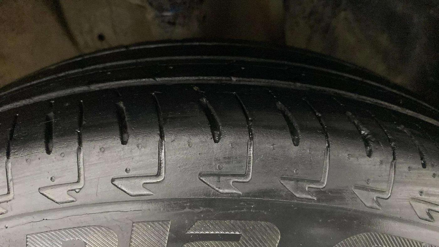 2022 Maruti Celerio ZXI AMT, Petrol, Automatic, 46,405 km, Right Front Tyre Tread