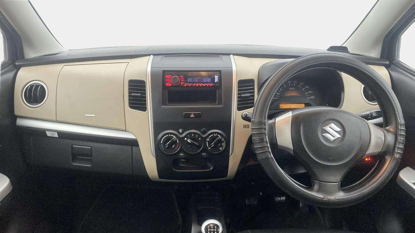 2017 Maruti Wagon R 1.0 LXI CNG, CNG, Manual, 60,071 km, Dashboard