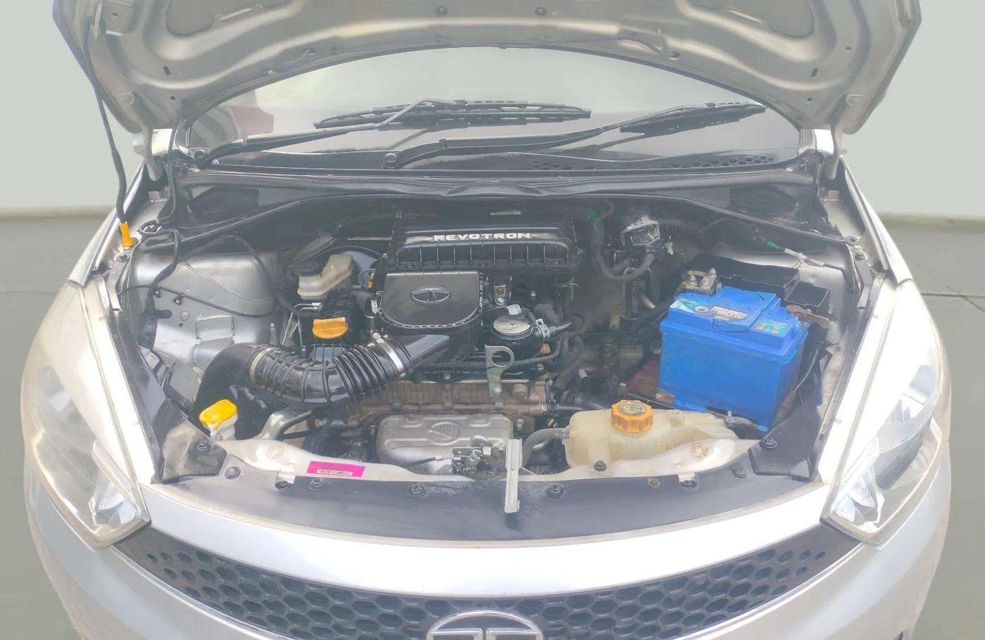 2018 Tata Tiago XT PETROL, Petrol, Manual, 58,275 km, Open Bonet