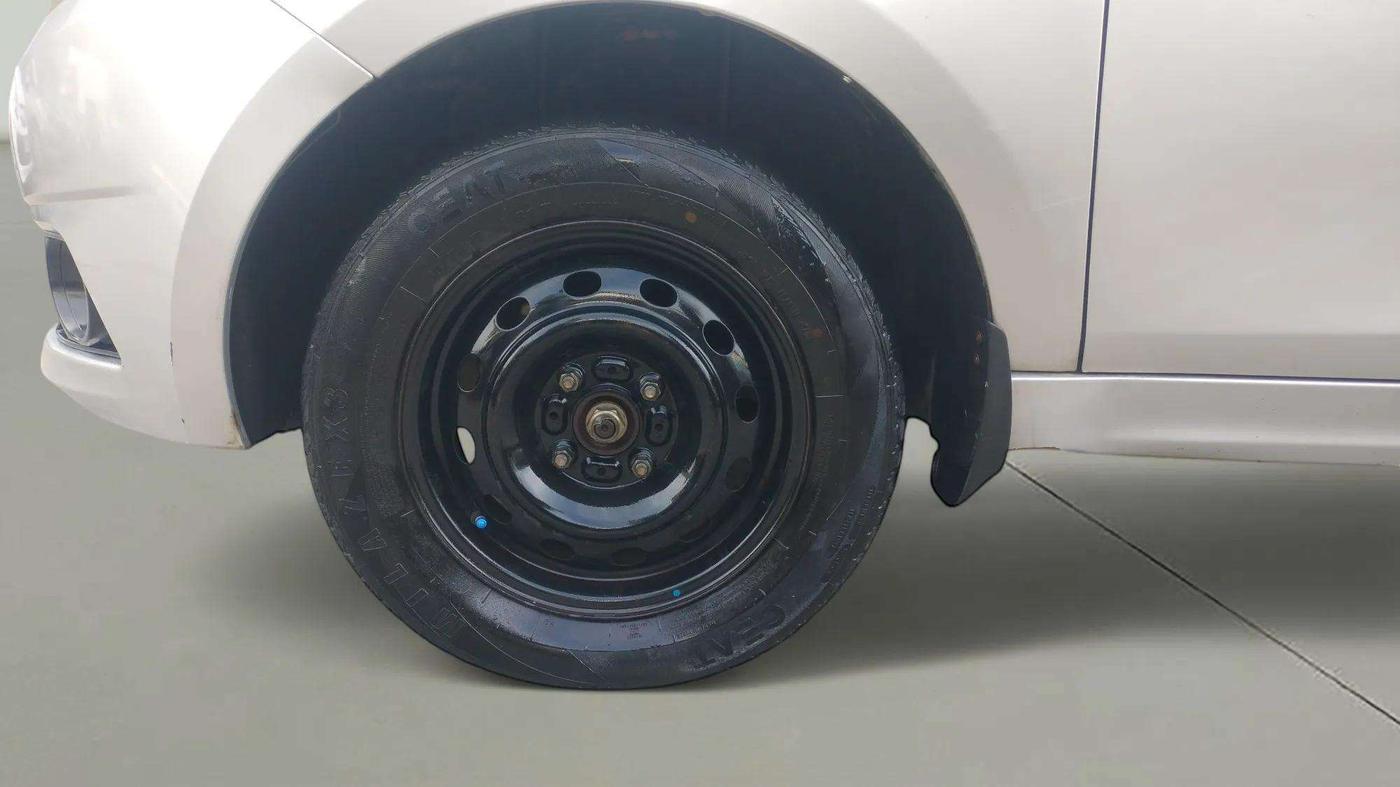 2018 Tata Tiago XT PETROL, Petrol, Manual, 58,275 km, Left Front Wheel