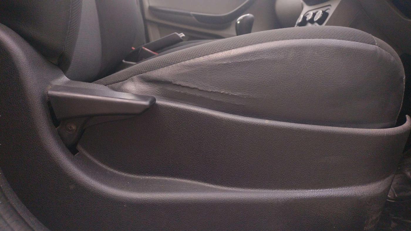 2018 Tata Tiago XT PETROL, Petrol, Manual, 58,275 km, Driver Side Adjustment Panel