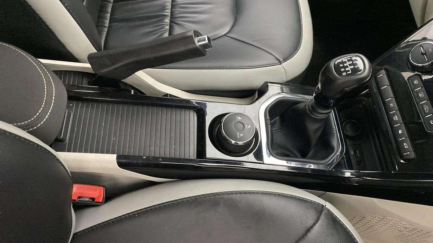 2022 Tata NEXON XZ PLUS (HS) PETROL, Petrol, Manual, 18,988 km, Gear Lever