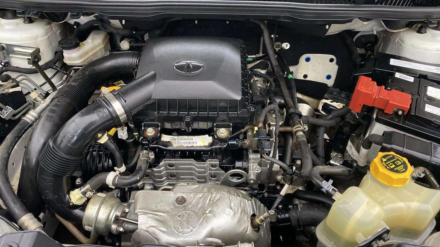 2022 Tata NEXON XZ PLUS (HS) PETROL, Petrol, Manual, 18,988 km, Engine View