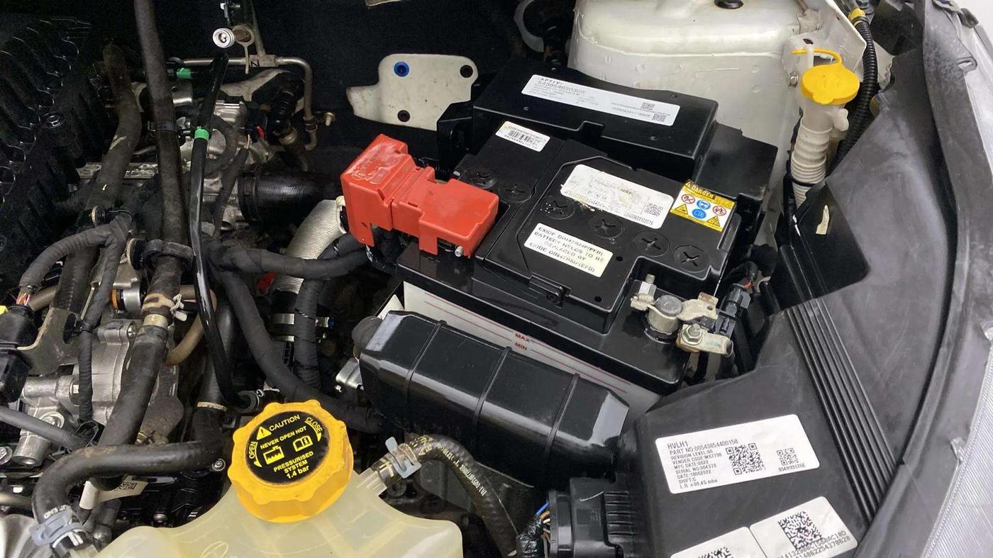 2022 Tata NEXON XZ PLUS (HS) PETROL, Petrol, Manual, 18,988 km, Engine View - Left