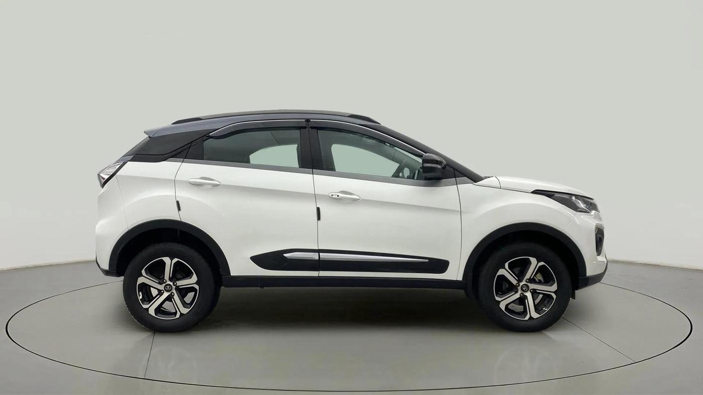 2022 Tata NEXON XZ PLUS (HS) PETROL, Petrol, Manual, 18,988 km, Right Side View