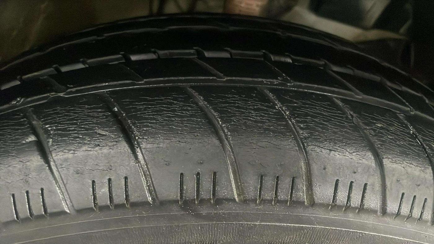 2019 Honda Amaze 1.2L I-VTEC E, Petrol, Manual, 19,674 km, Right Rear Tyre Tread