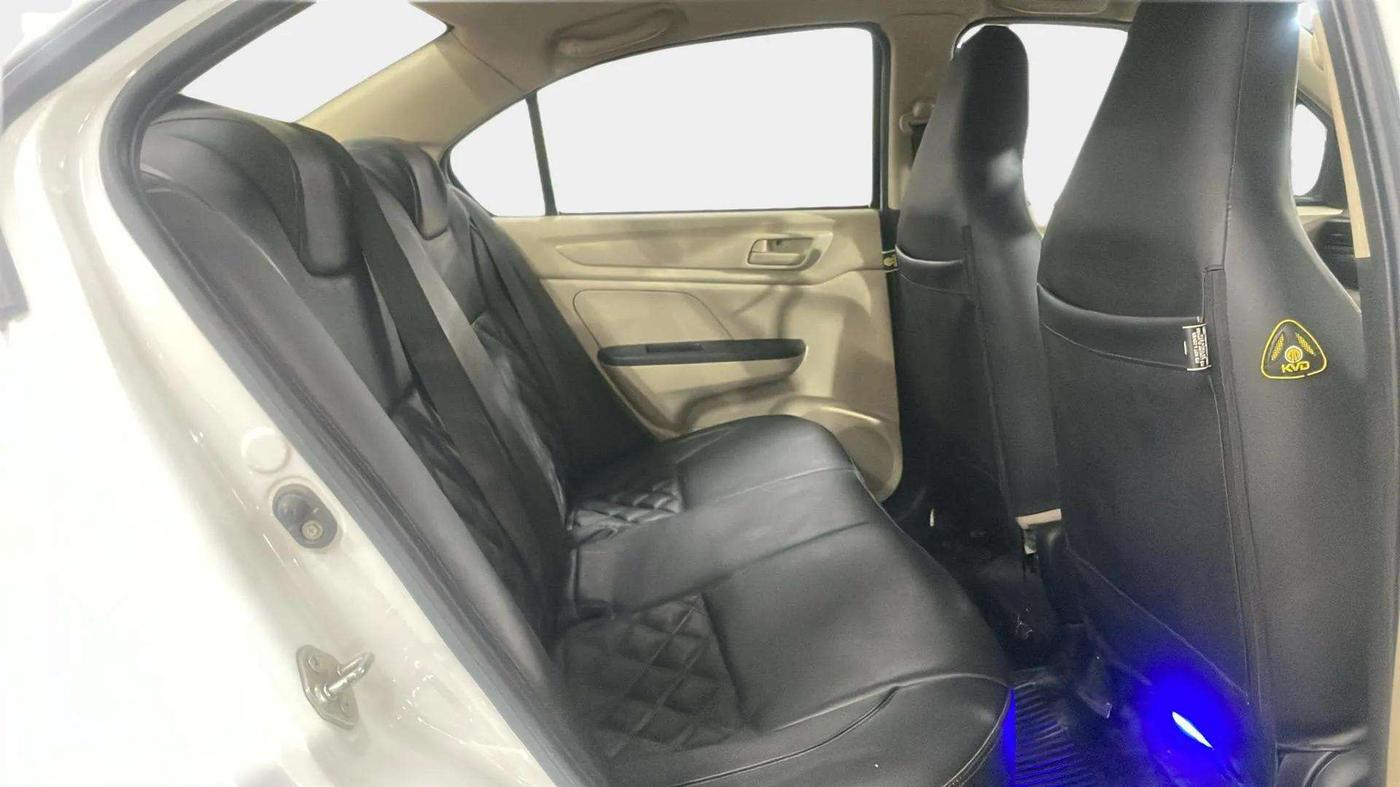 2019 Honda Amaze 1.2L I-VTEC E, Petrol, Manual, 19,674 km, Right Side Rear Door Cabin