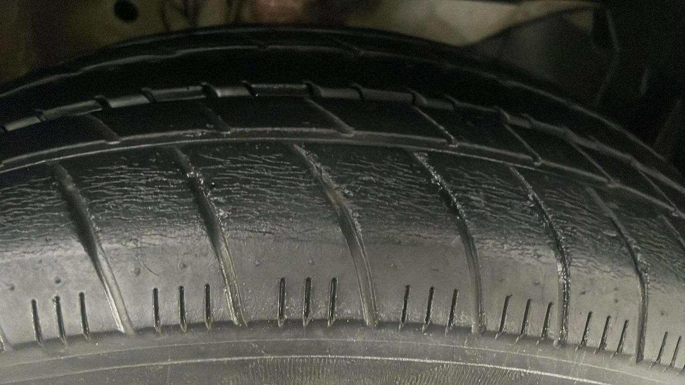 2019 Honda Amaze 1.2L I-VTEC E, Petrol, Manual, 19,674 km, Left Rear Tyre Tread