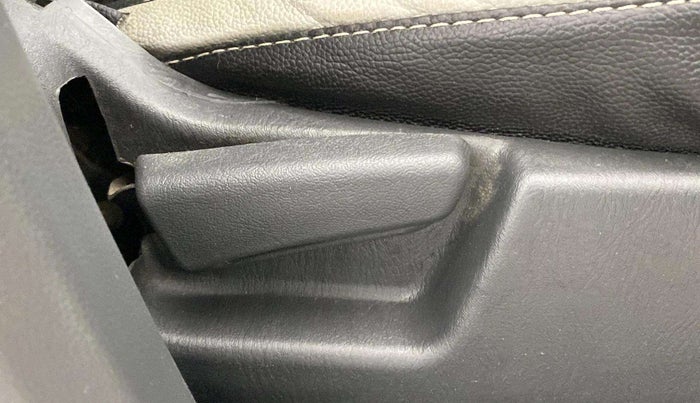 2015 Maruti Alto K10 VXI, Petrol, Manual, 51,780 km, Driver Side Adjustment Panel