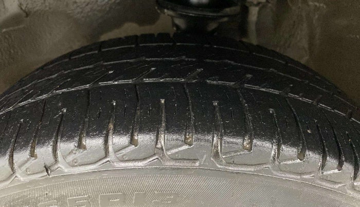 2015 Maruti Alto K10 VXI, Petrol, Manual, 51,780 km, Left Front Tyre Tread