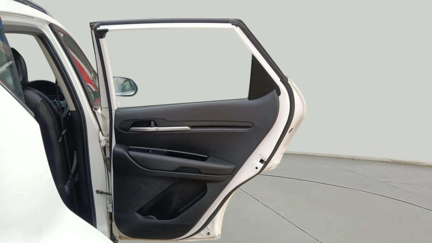 2022 KIA SONET HTK 1.2, Petrol, Manual, 26,331 km, RHS Rear Door
