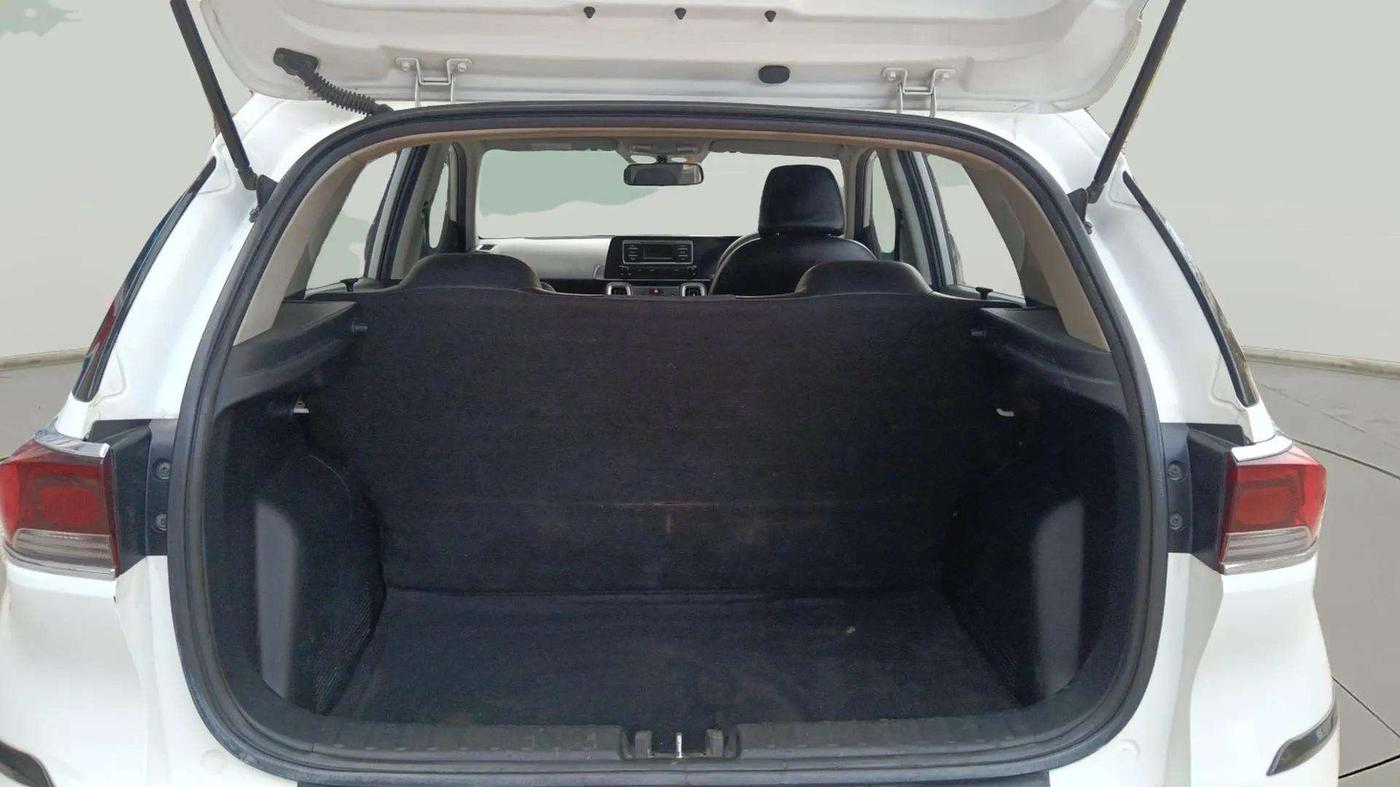 2022 KIA SONET HTK 1.2, Petrol, Manual, 26,331 km, Boot Open Zoomed View
