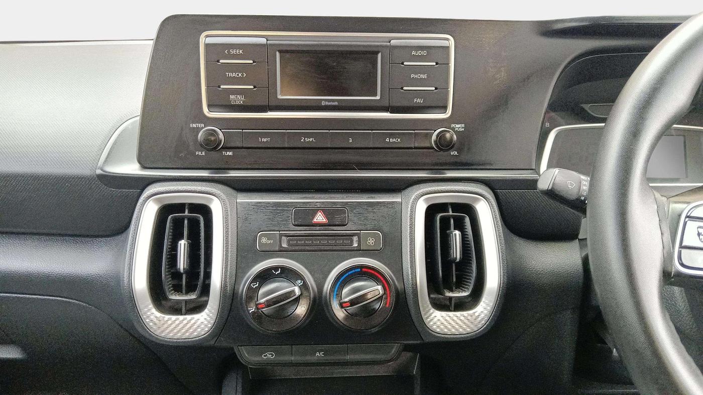 2022 KIA SONET HTK 1.2, Petrol, Manual, 26,331 km, Air Conditioner