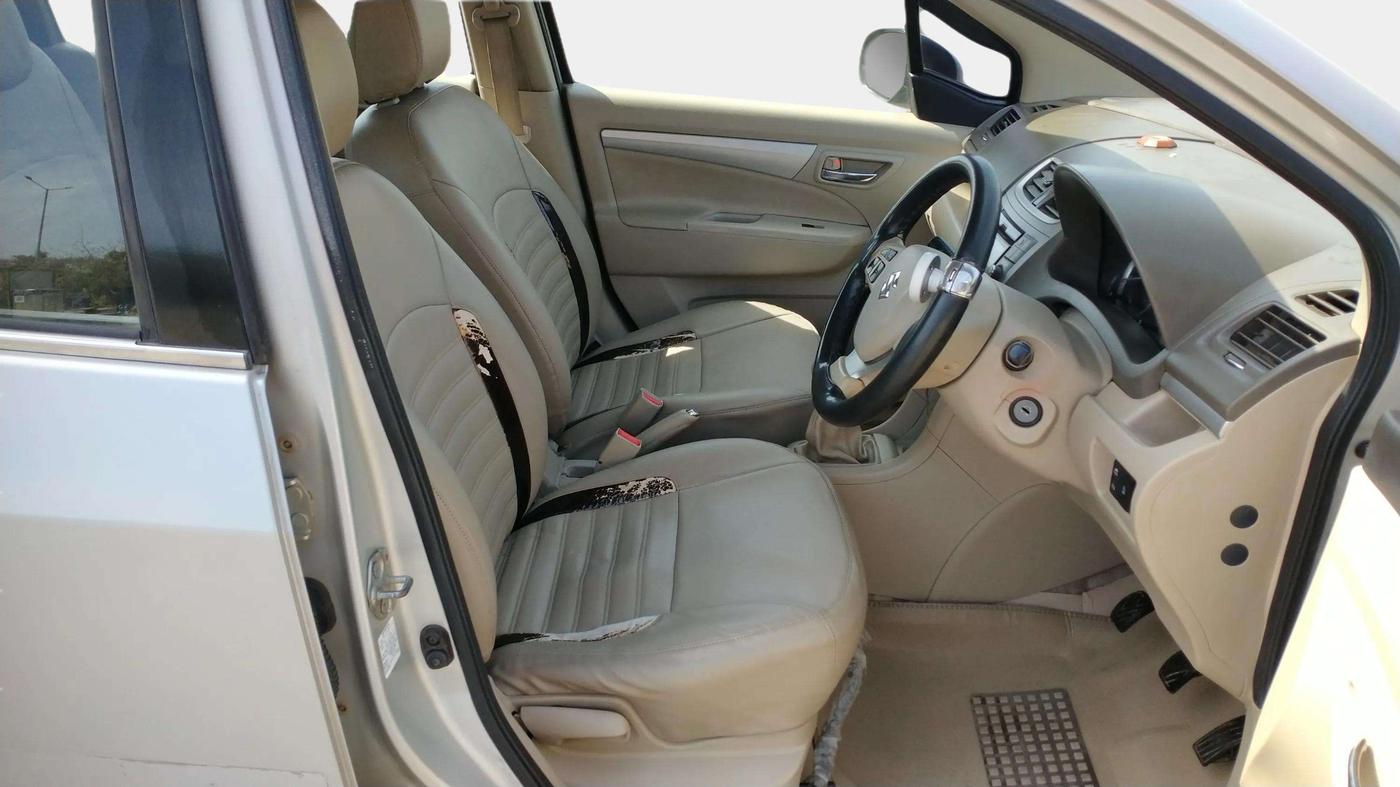 2017 Maruti Ertiga VDI SHVS, Diesel, Manual, 1,19,224 km, Right Side Front Door Cabin
