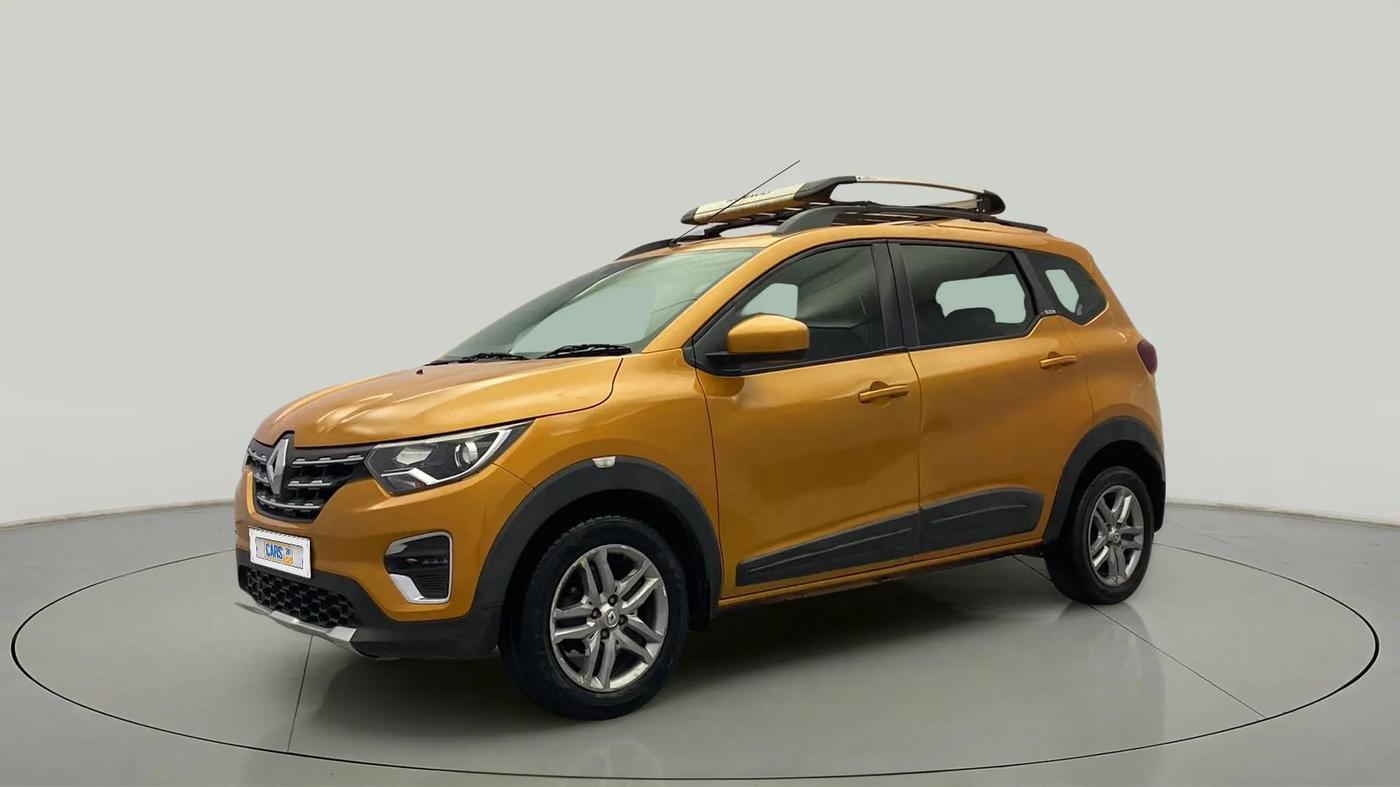 2019 Renault TRIBER RXZ, Petrol, Manual, 86,606 km, Left Front Diagonal