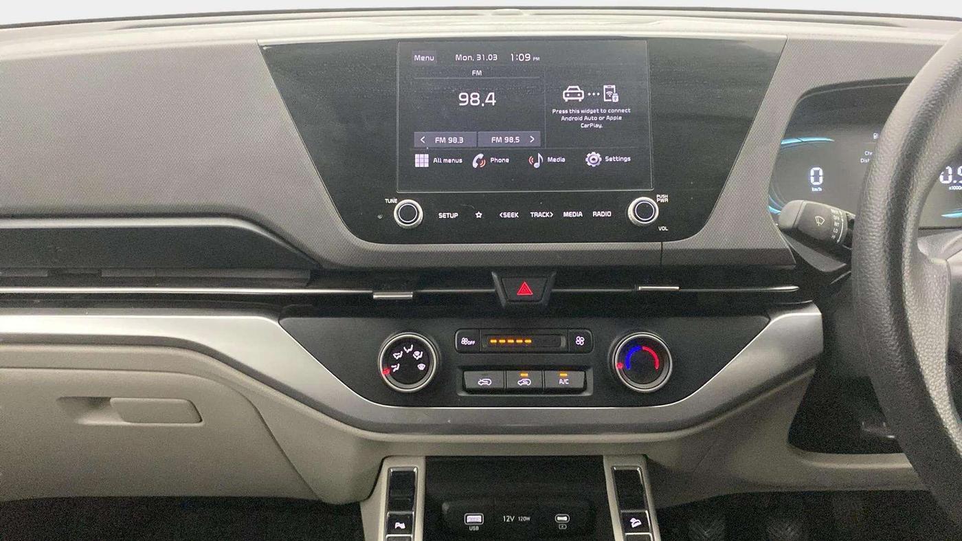 2023 KIA CARENS PRESTIGE 1.4 PETROL 7 STR, Petrol, Manual, 13,379 km, Air Conditioner