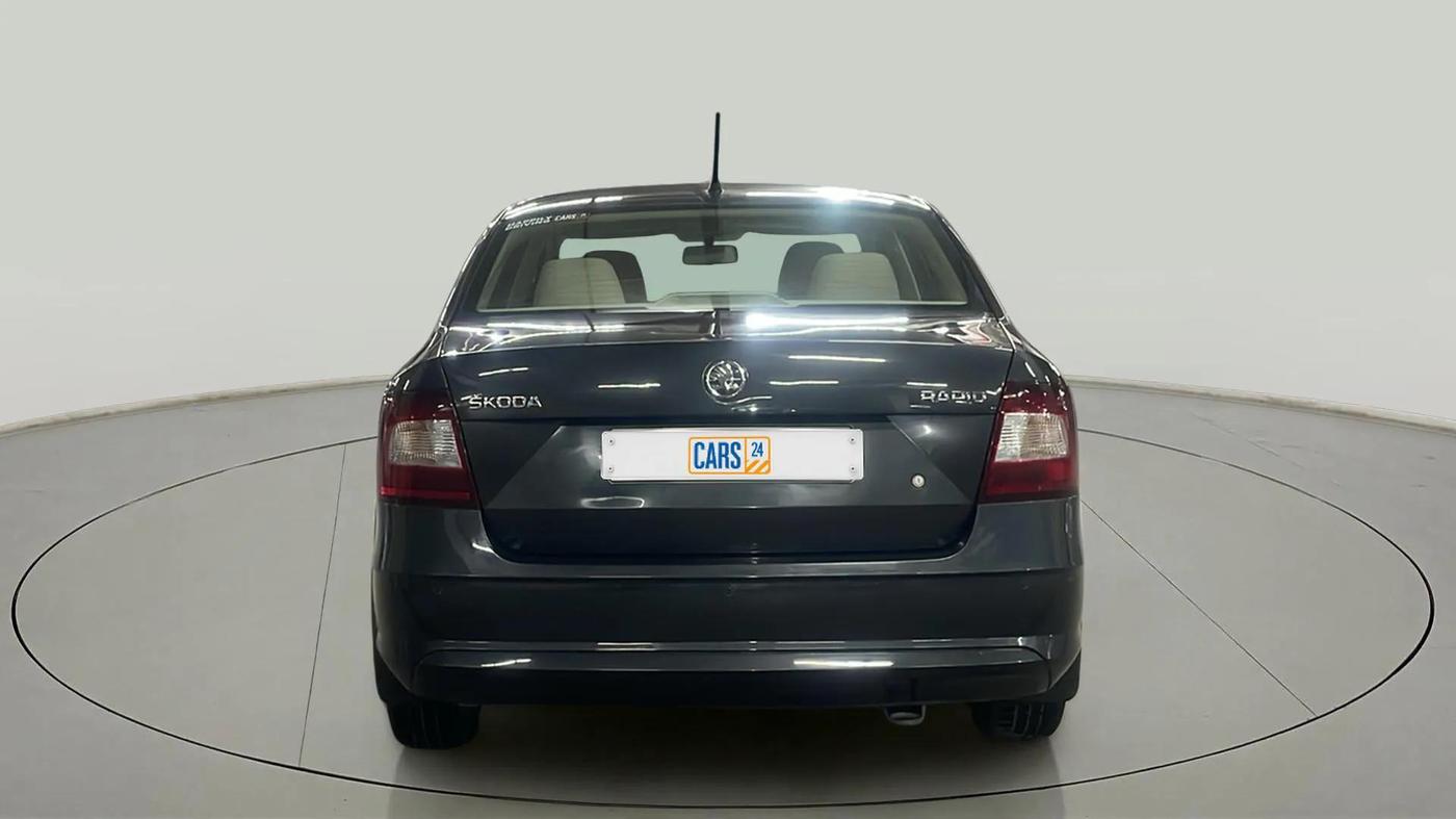 2021 Skoda Rapid 1.0 AMBITION TSI MT, Petrol, Manual, 26,839 km, Back/Rear