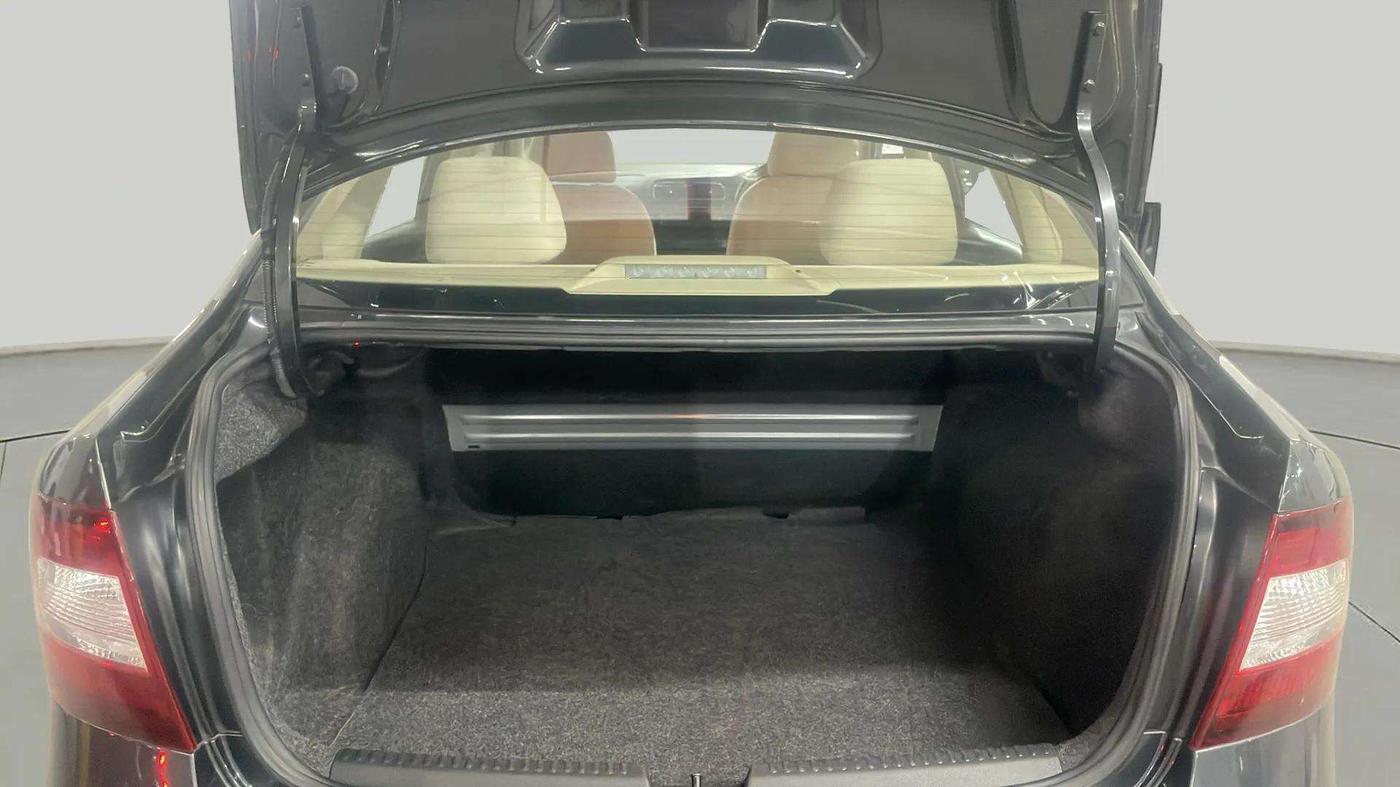 2021 Skoda Rapid 1.0 AMBITION TSI MT, Petrol, Manual, 26,839 km, Boot Open Zoomed View