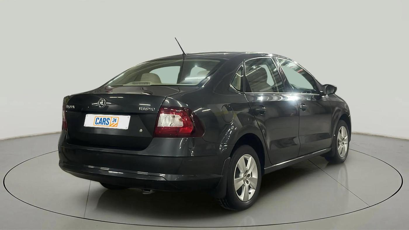 2021 Skoda Rapid 1.0 AMBITION TSI MT, Petrol, Manual, 26,839 km, Right Back Diagonal
