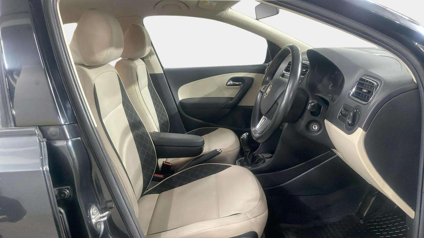 2021 Skoda Rapid 1.0 AMBITION TSI MT, Petrol, Manual, 26,839 km, Right Side Front Door Cabin
