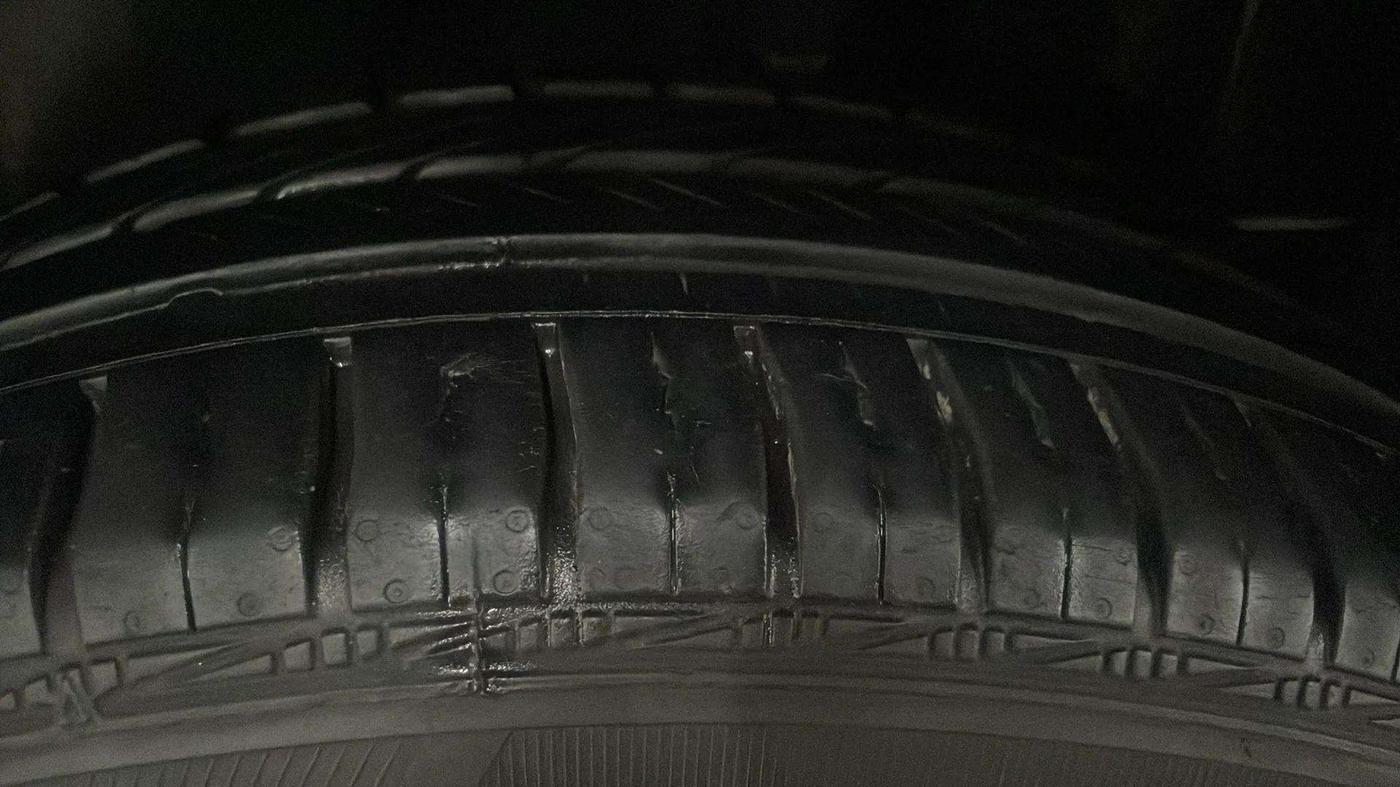 2021 Skoda Rapid 1.0 AMBITION TSI MT, Petrol, Manual, 26,839 km, Left Front Tyre Tread