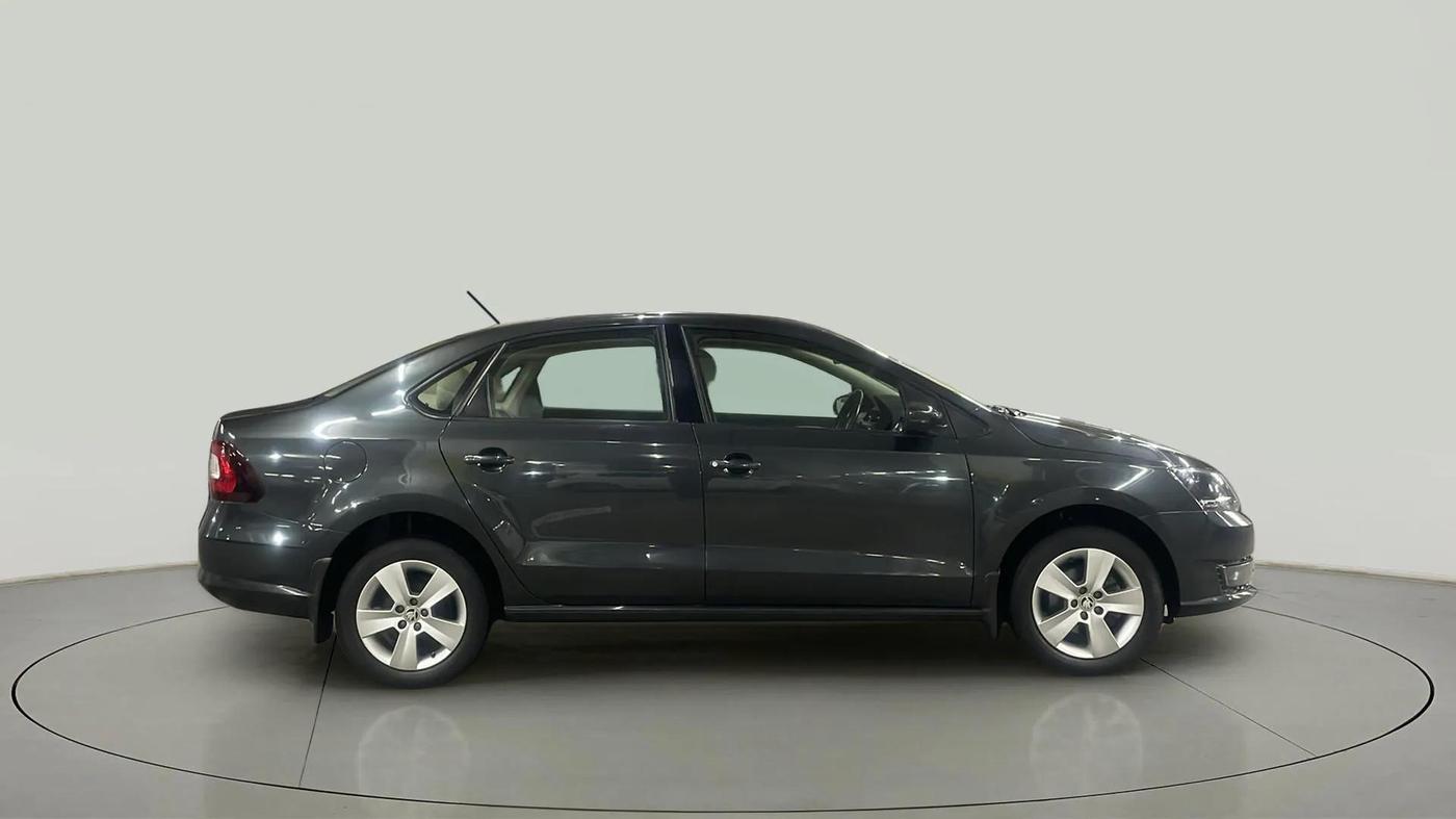 2021 Skoda Rapid 1.0 AMBITION TSI MT, Petrol, Manual, 26,839 km, Right Side View