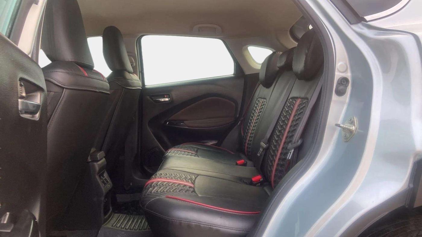 2023 Maruti FRONX ALPHA 1.0 TURBO MT, Petrol, Manual, 15,727 km, Right Side Rear Door Cabin