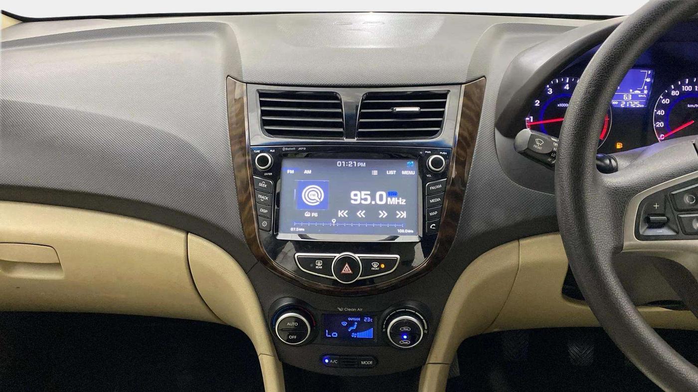 2016 Hyundai Verna 1.6 VTVT SX, Petrol, Manual, 21,724 km, Air Conditioner