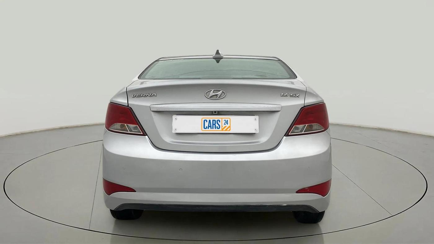 2016 Hyundai Verna 1.6 VTVT SX, Petrol, Manual, 21,724 km, Back/Rear