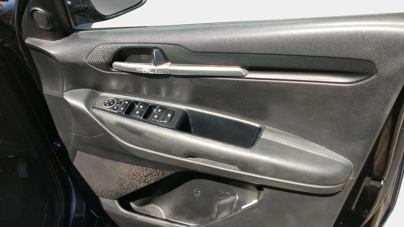 2020 KIA SONET HTK PLUS 1.2, Petrol, Manual, 53,439 km, Driver Side Door Panels Control