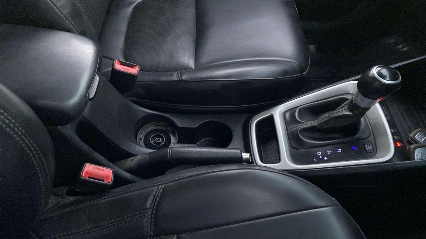 2019 Hyundai VENUE SX PLUS 1.0 TURBO DCT, Petrol, Automatic, 44,210 km, Gear Lever