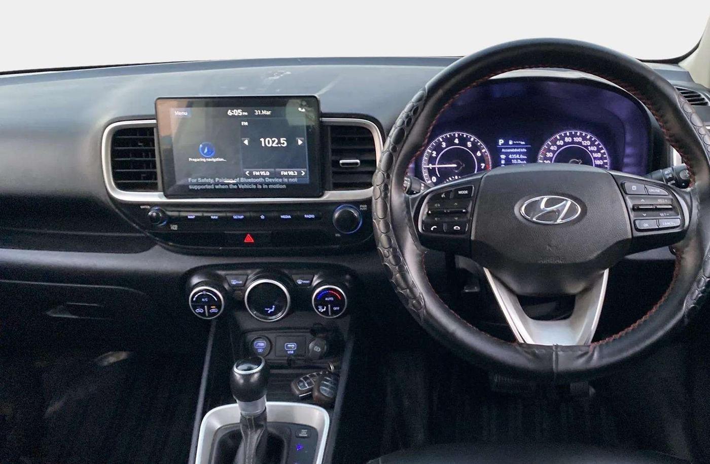 2019 Hyundai VENUE SX PLUS 1.0 TURBO DCT, Petrol, Automatic, 44,210 km, Air Conditioner