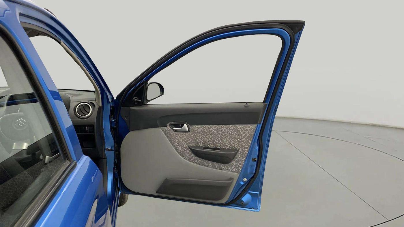 2018 Maruti Alto 800 LXI, CNG, Manual, 1,833 km, RHS Front Door