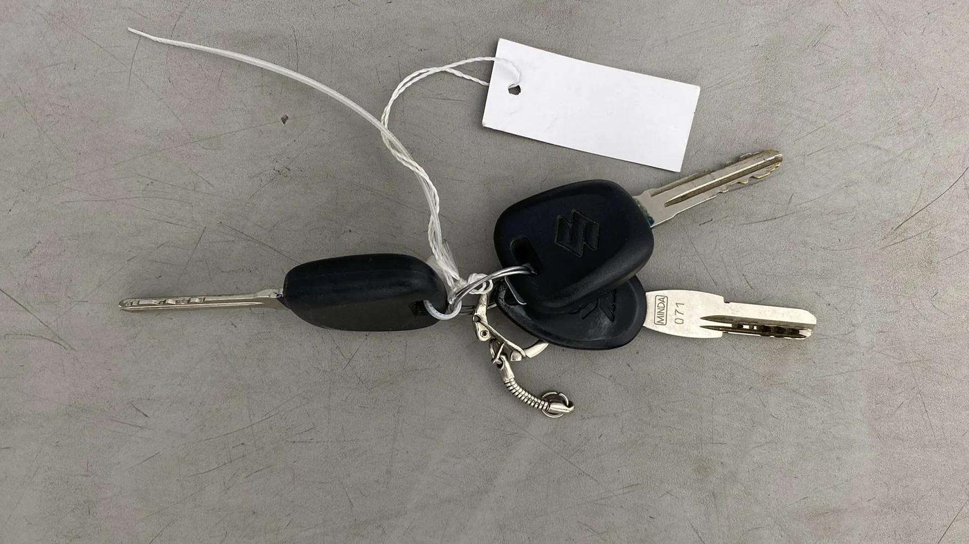 2018 Maruti Alto 800 LXI, CNG, Manual, 1,833 km, Key Close Up