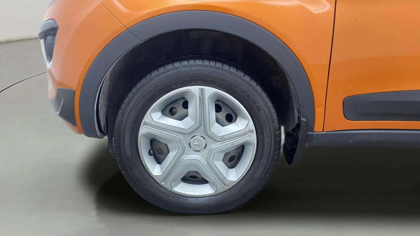 2019 Tata NEXON XZ PETROL, Petrol, Manual, 46,375 km, Left Front Wheel