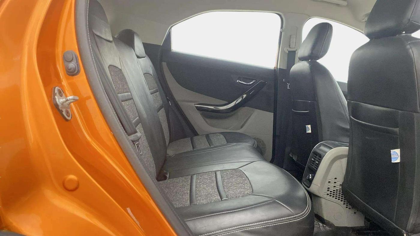 2019 Tata NEXON XZ PETROL, Petrol, Manual, 46,375 km, Right Side Rear Door Cabin