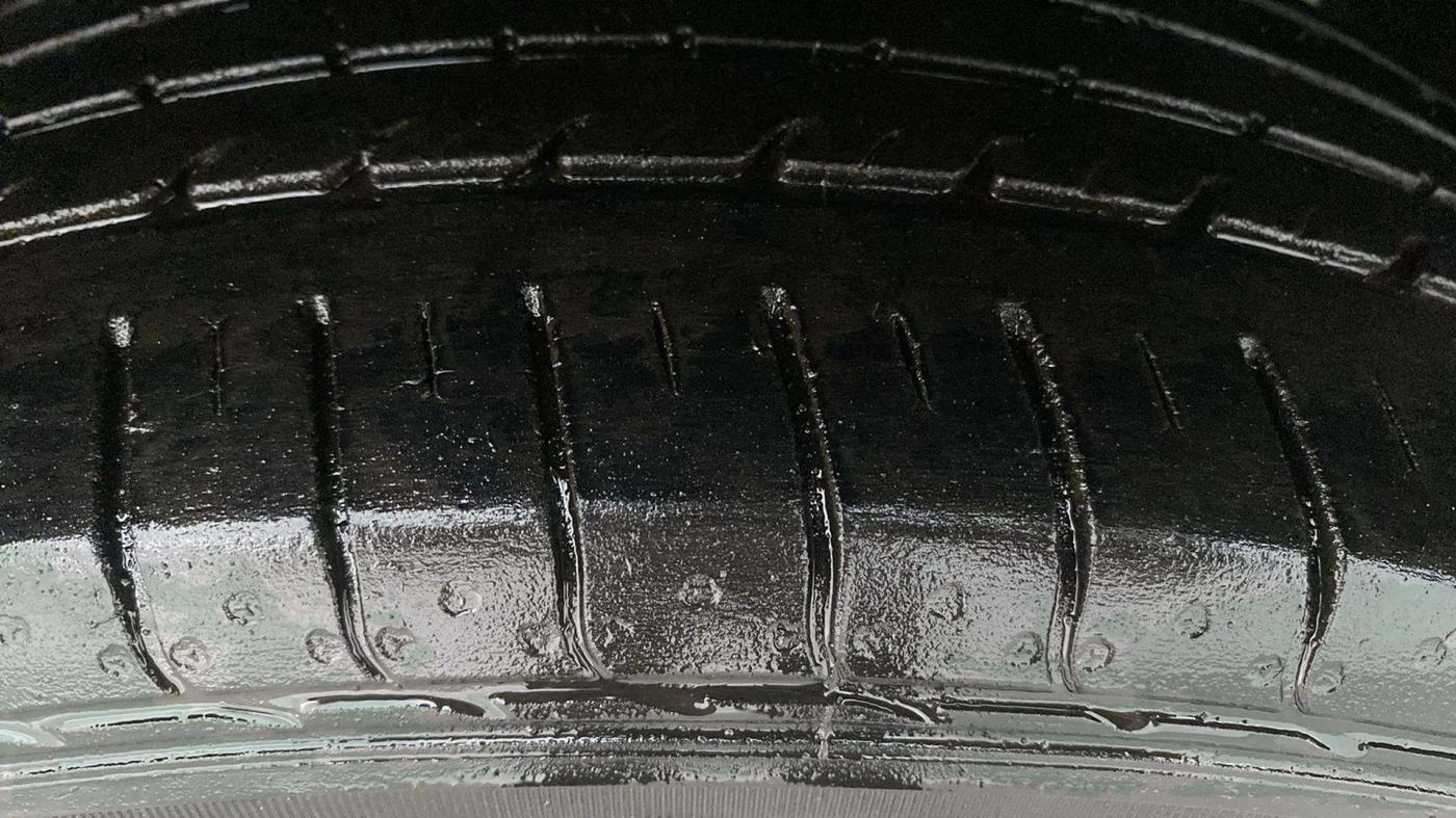2019 Tata NEXON XZ PETROL, Petrol, Manual, 46,375 km, Left Rear Tyre Tread
