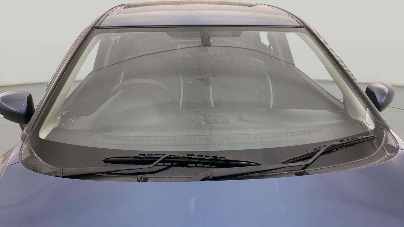2017 Maruti Baleno ZETA PETROL 1.2, Petrol, Manual, 65,788 km, Front Windshield
