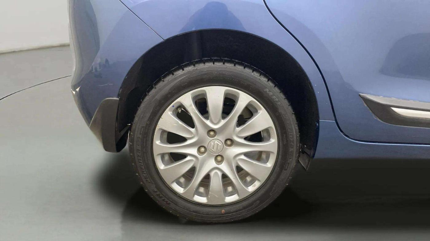 2017 Maruti Baleno ZETA PETROL 1.2, Petrol, Manual, 65,788 km, Right Rear Wheel
