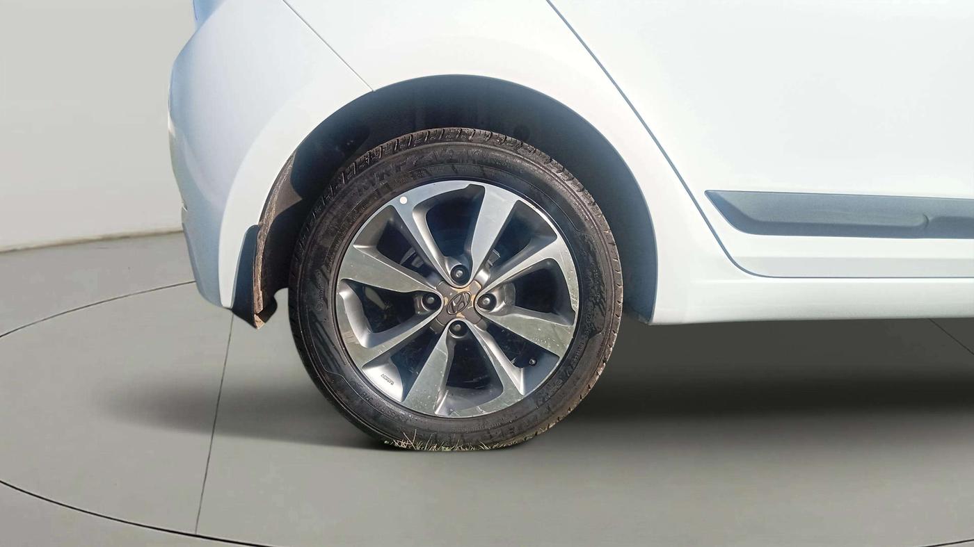 2018 Hyundai Elite i20 ASTA 1.2, Petrol, Manual, 70,988 km, Right Rear Wheel