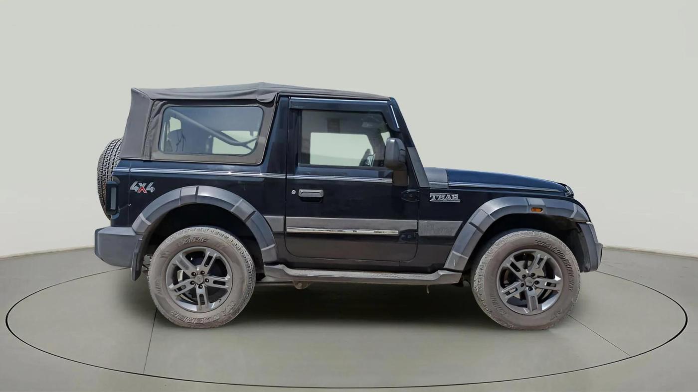 2021 Mahindra Thar LX D 4WD MT CONVERTIBLE, Diesel, Manual, 36,159 km, Right Side View