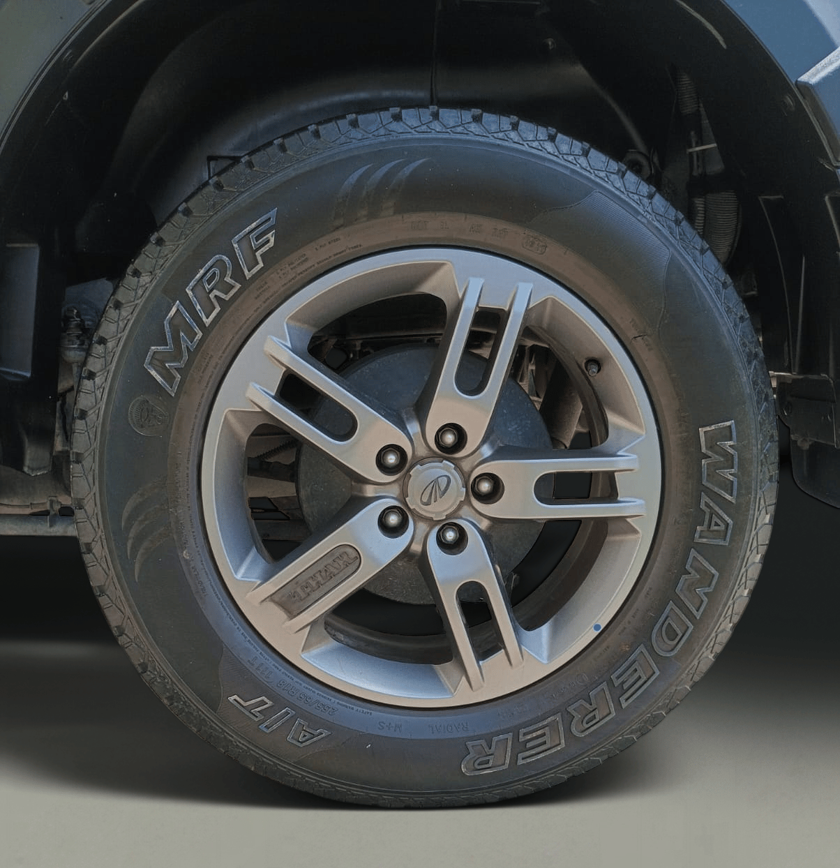 2021 Mahindra Thar LX D 4WD MT CONVERTIBLE, Diesel, Manual, 36,159 km, Left Front Wheel