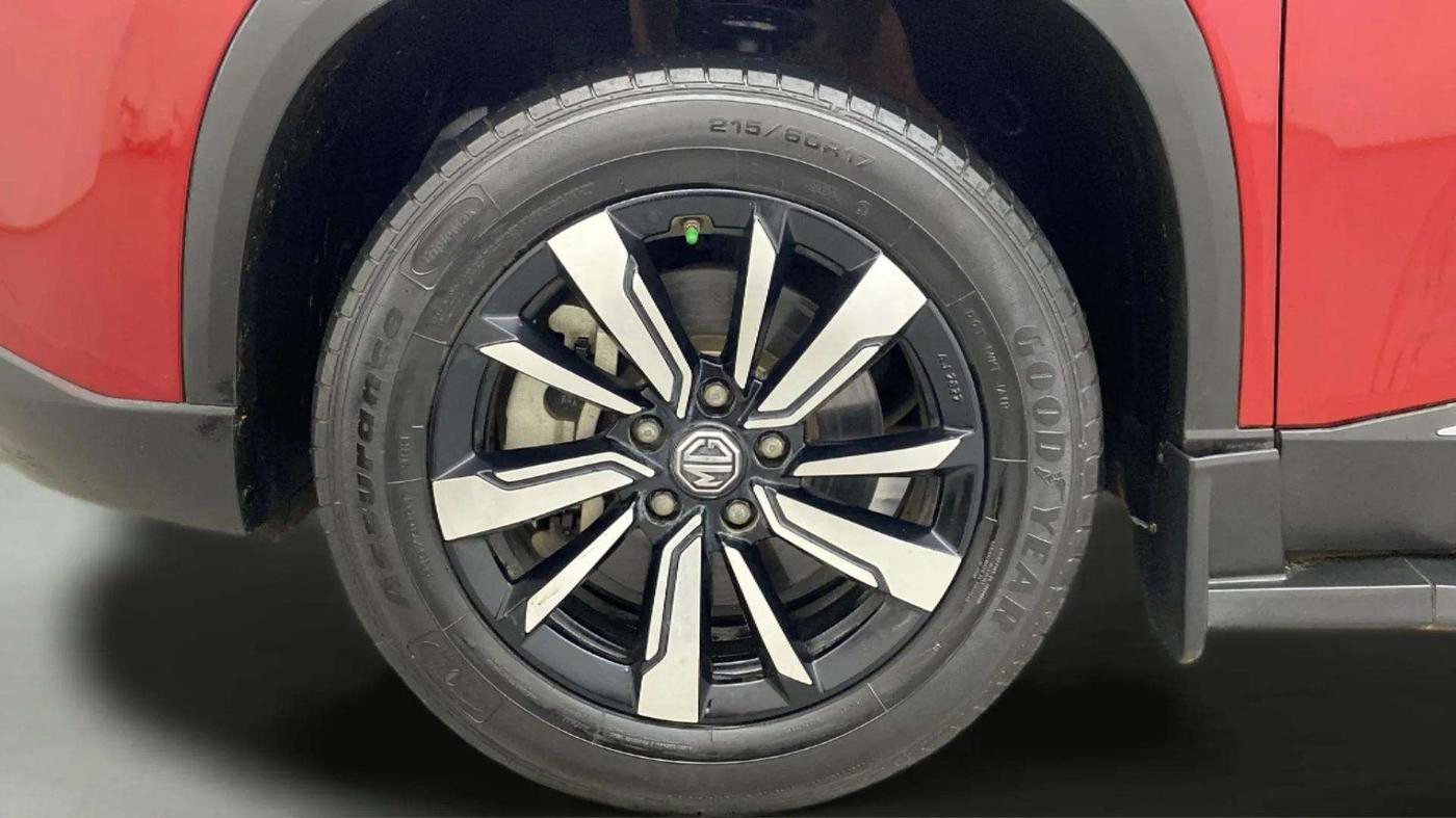 2020 MG HECTOR SHARP 1.5 DCT PETROL, Petrol, Automatic, 35,389 km, Left Front Wheel
